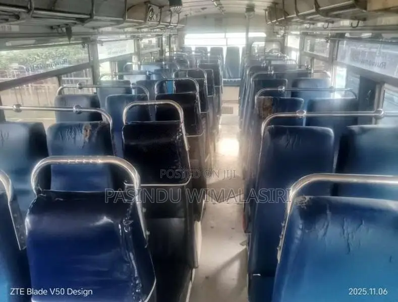 Ashok-Leyland Hino Power 2007 Bus (Used)