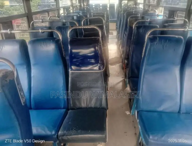 Ashok-Leyland Hino Power 2007 Bus (Used)