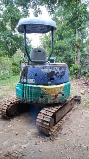 Komatsu 27 2019 Heavy-Duty (Used)