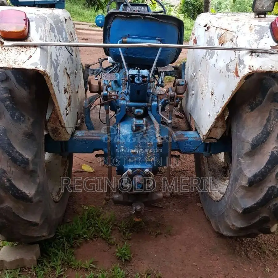 Ford 3600 1990 Tractor (Used)