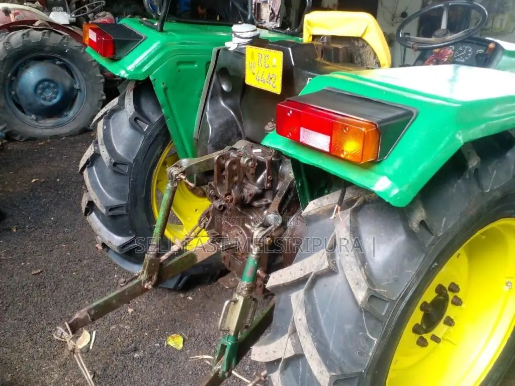 John-Deere 5203 2011 Tractor (Used)