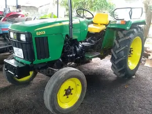 John-Deere 5203 2011 Tractor (Used)