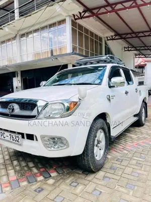 Toyota Hilux 2011 Pickup (Used)