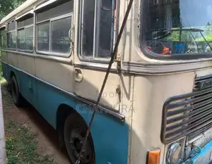 Ashok-Leyland Comet 1991 Bus (Used)