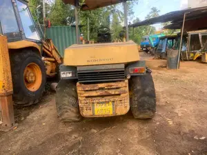 Komatsu WA 50A Wheel Loader 2012 Heavy-Duty (Used)