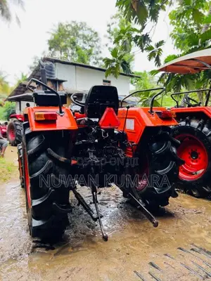 Kubota E KUBOTA 2023 Tractor (Used)