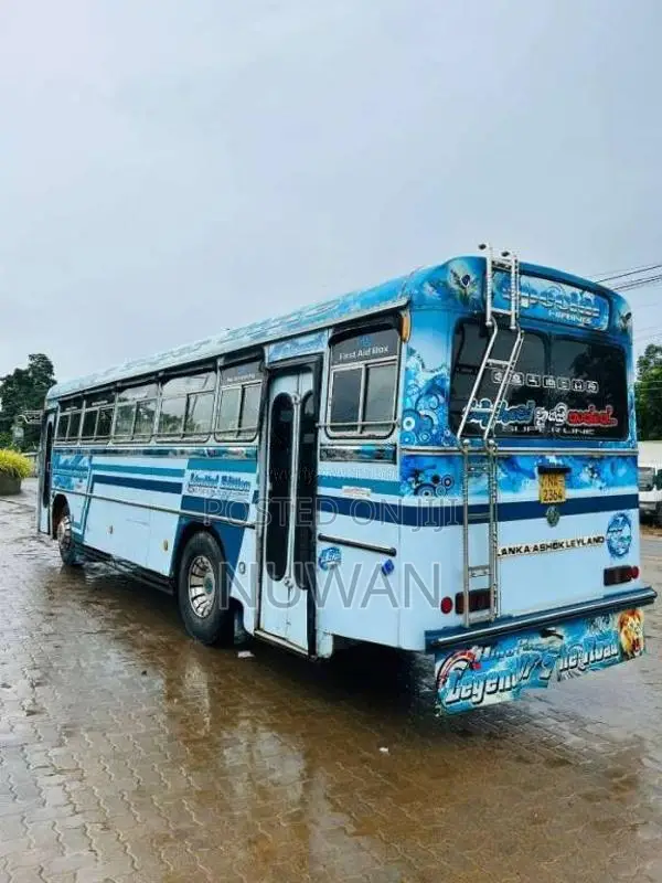 Ashok-Leyland Leyland 2006 Bus (Used)