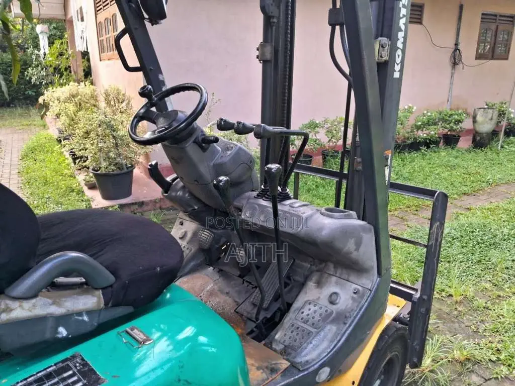 Komatsu FORK LIFT 2019 Heavy-Duty (Used)