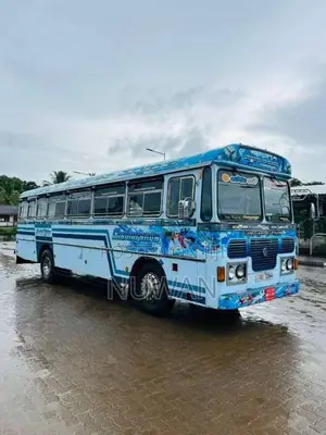Ashok-Leyland Leyland 2006 Bus (Used)