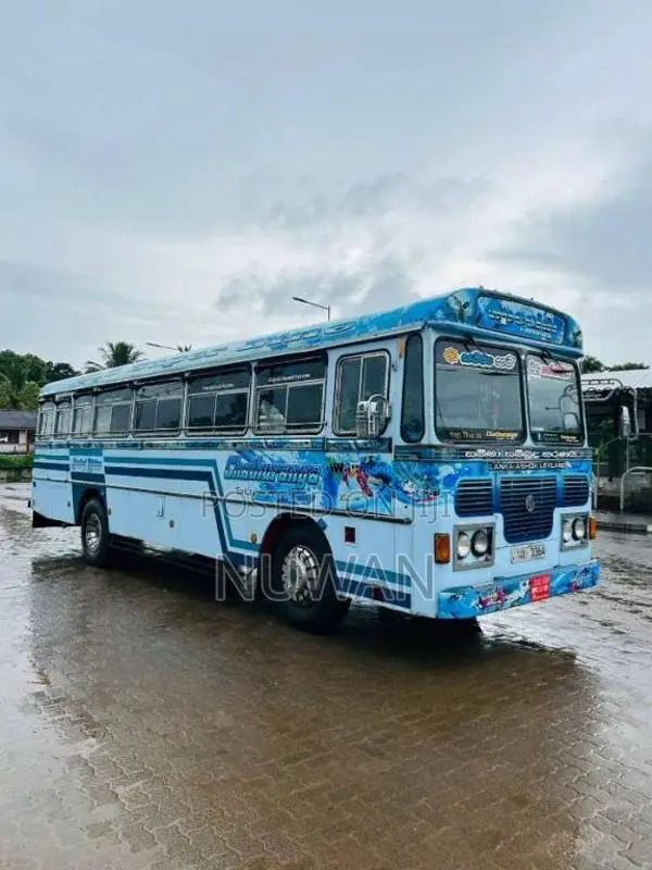 Ashok-Leyland Leyland 2006 Bus (Used)