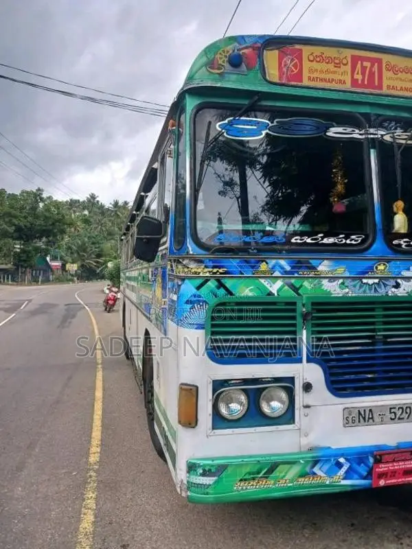 Ashok-Leyland Hino Power 2007 Bus (Used)