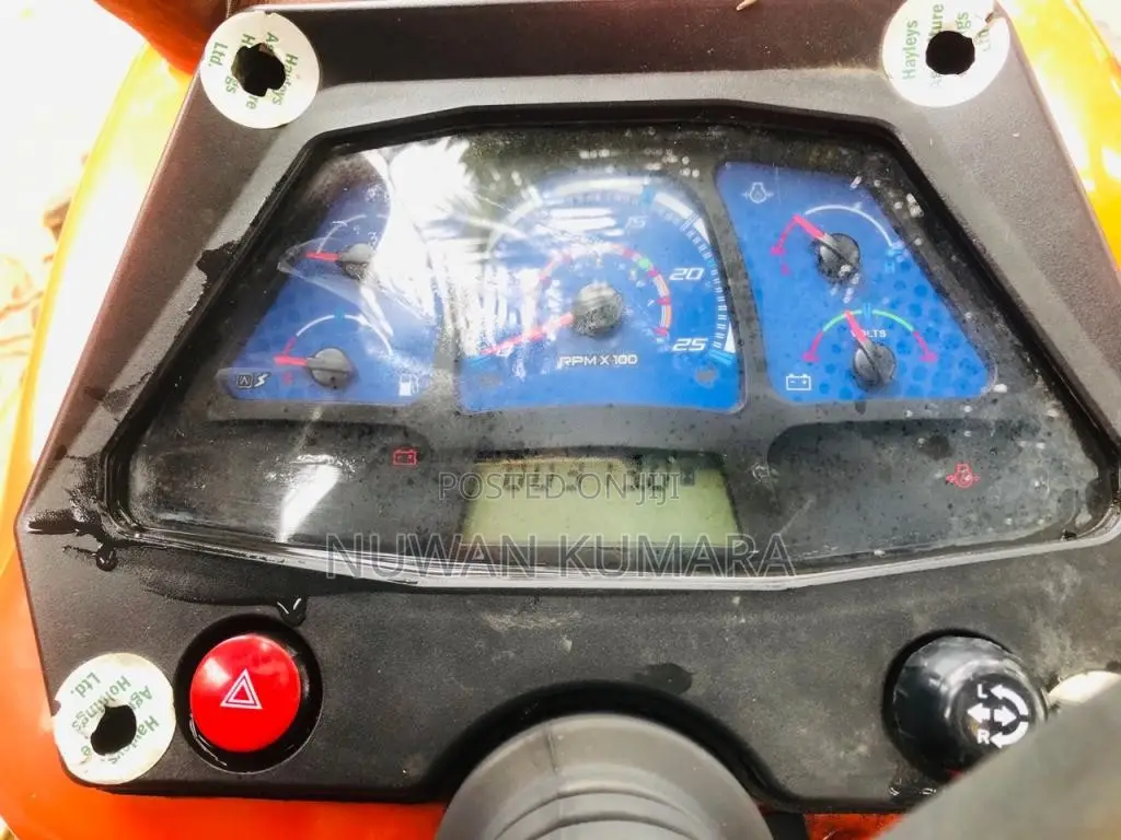 Kubota E KUBOTA 2023 Tractor (Used)