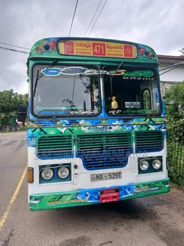 Ashok-Leyland Hino Power 2007 Bus (Used)