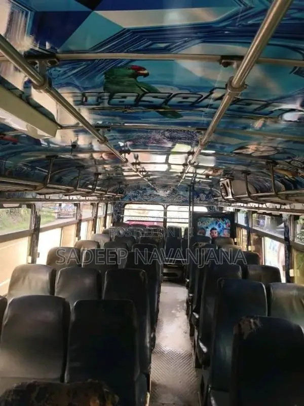 Ashok-Leyland Hino Power 2007 Bus (Used)