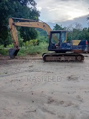 Komatsu 150 2010 Heavy-Duty (Used)