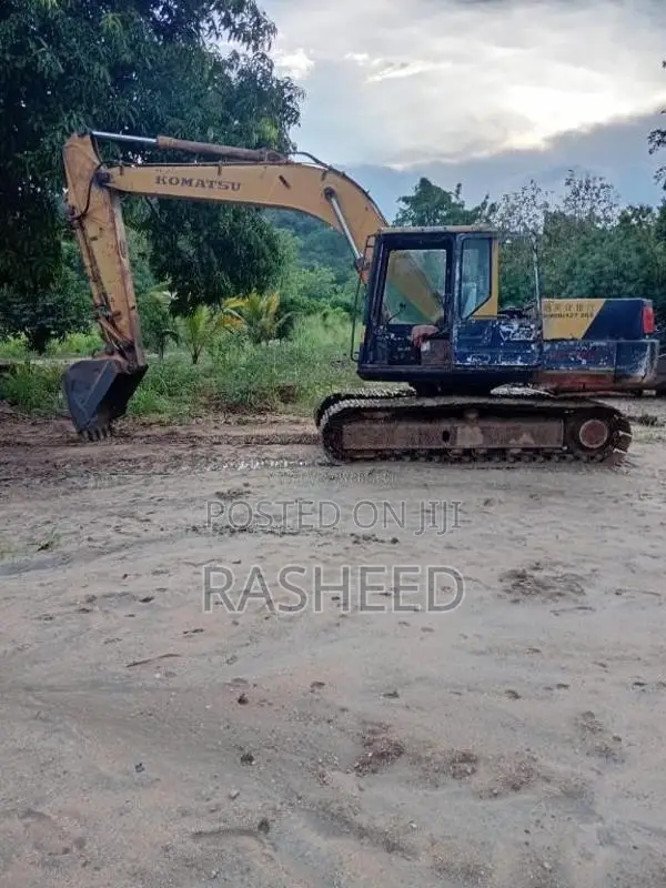 Komatsu 150 2010 Heavy-Duty (Used)