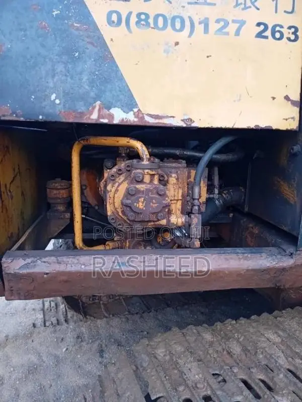 Komatsu 150 2010 Heavy-Duty (Used)