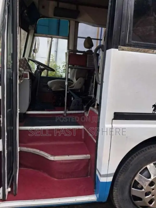 Mitsubishi Fuso Dolphin 1988 Bus (Used)