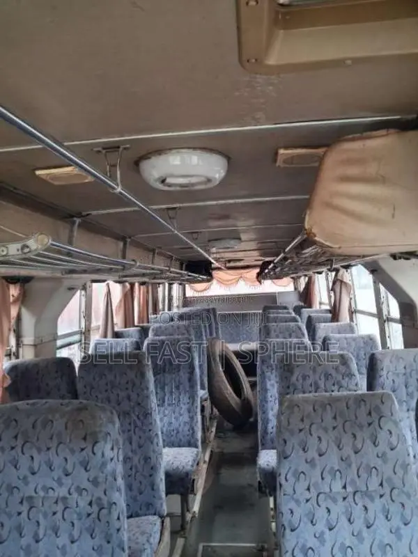 Mitsubishi Fuso Dolphin 1988 Bus (Used)