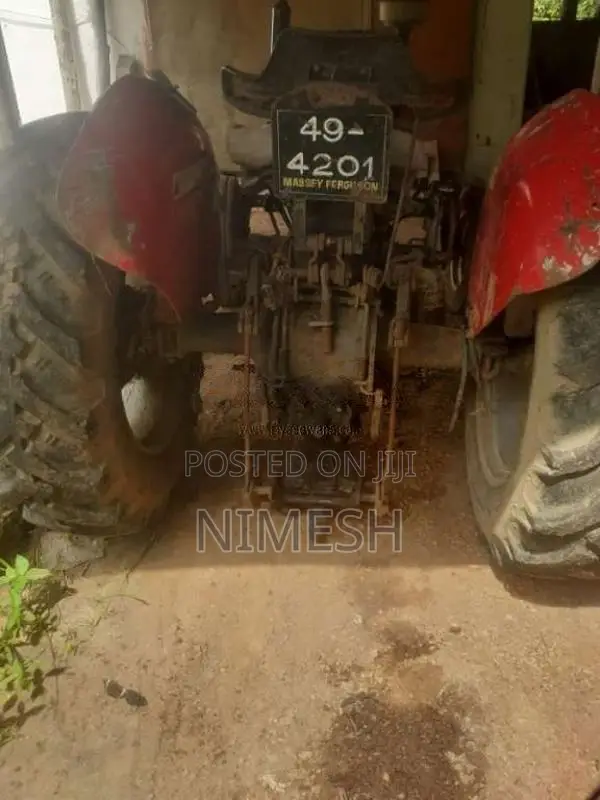 Massey-Ferguson 240 Full Set 2020 Tractor (Used)