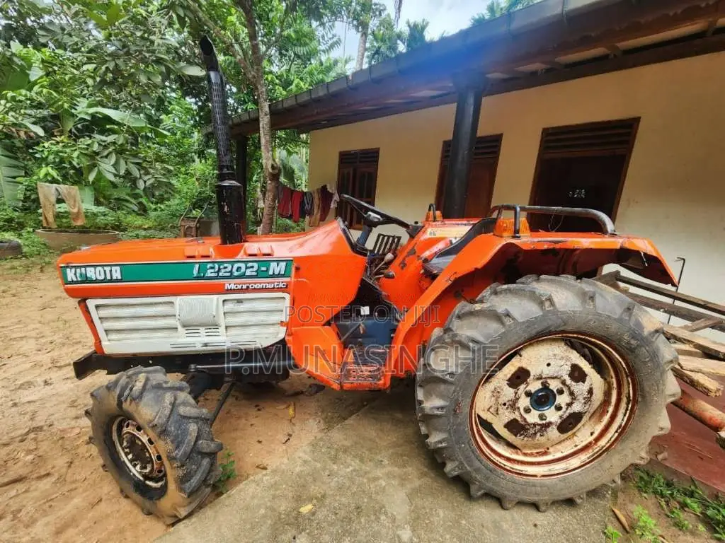 Kubota Kubota 1989 Tractor (Used)