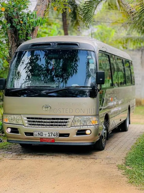 Toyota Coaster 2011 Bus (Used)