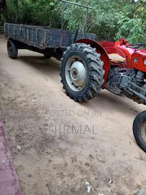 Massey-Ferguson 240 Super 1990 Tractor (Used)