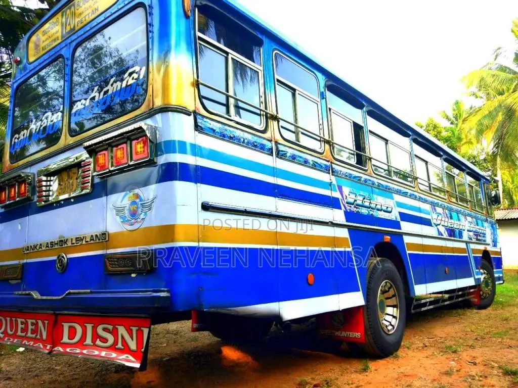 Ashok-Leyland Viking 2005 Bus (Used)