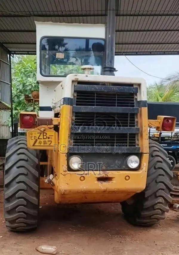 Komatsu Komatsu 2015 Heavy-Duty (Used)