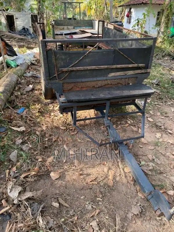 New-Holland Trailer 2012 Tractor (Used)