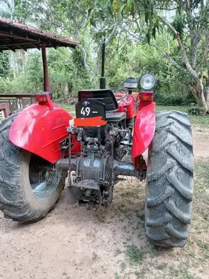 Massey-Ferguson 240 1994 Tractor (Used)