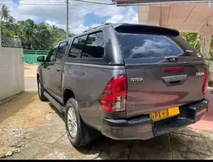 Toyota Hilux 2017 Pickup (Used)
