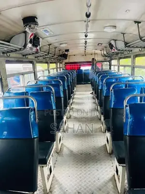 Ashok-Leyland Hino 2006 Bus (Used)