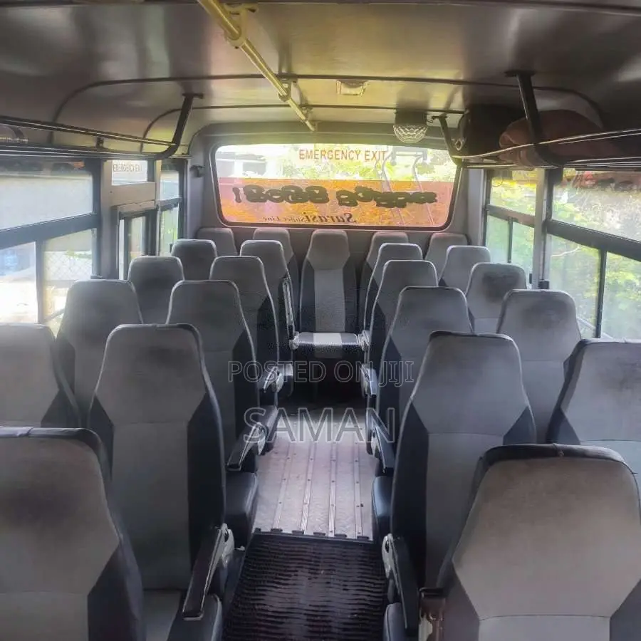 Eicher Skyline 2016 Bus (Used)