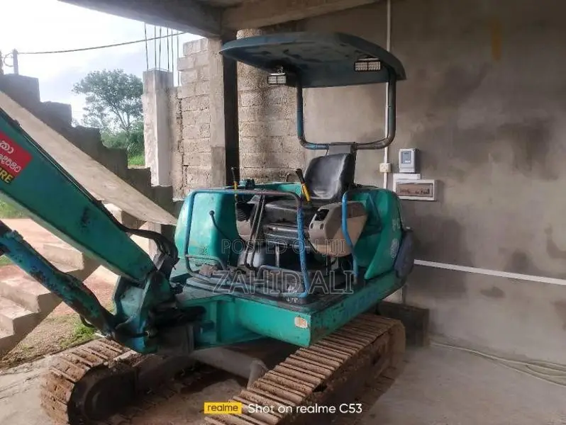 Komatsu 2000 Komatsu 2000 Heavy-Duty (Used)