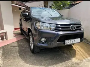 Toyota Hilux 2017 Pickup (Used)