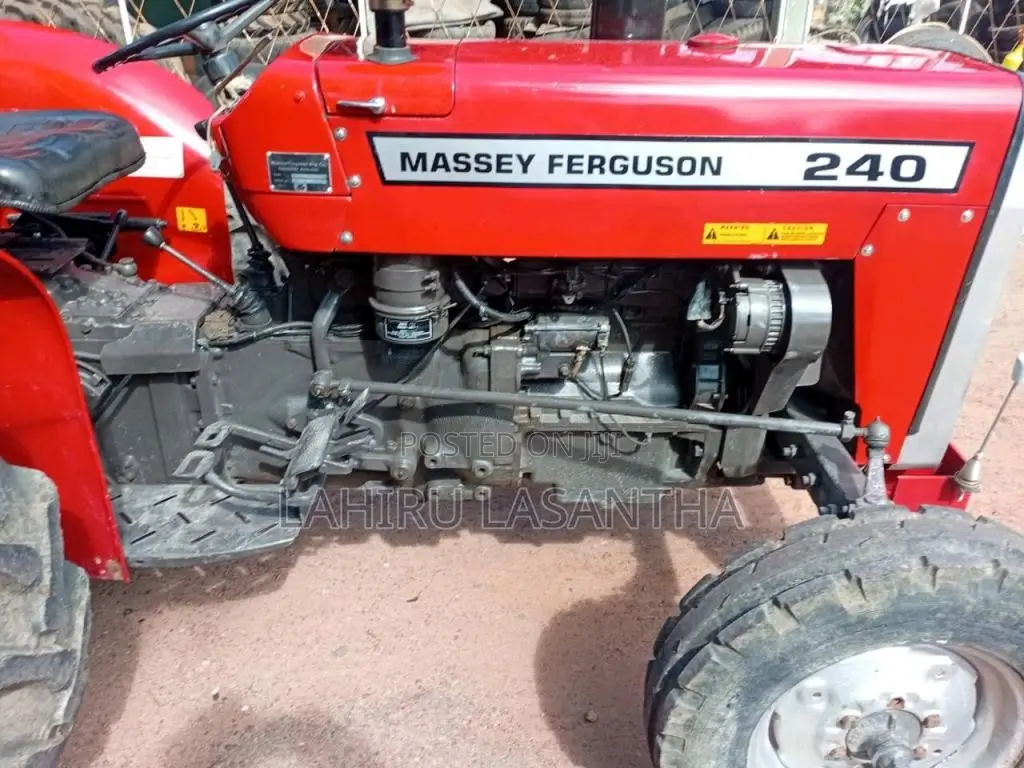 Massey-Ferguson 240 1994 Tractor (Used)