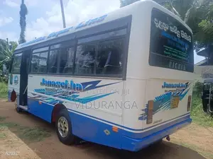 Eicher Starline 2016 Bus (Used)