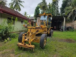 Komatsu GD300A 1986 Heavy-Duty Unregistered (Recondition)