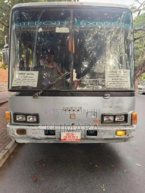 Isuzu Journey 2000 Bus (Used)
