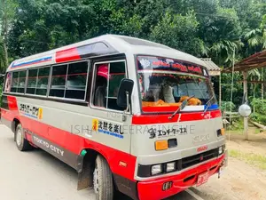 Isuzu Journey 1989 Bus (Used)