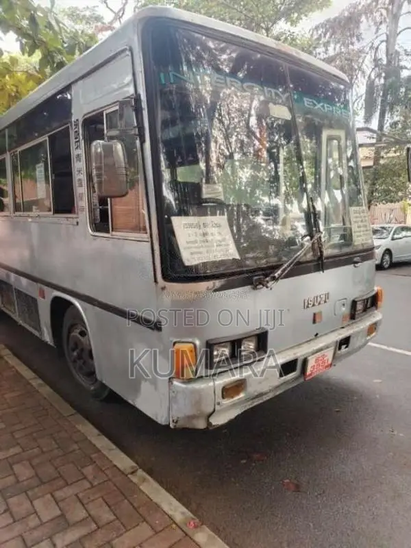 Isuzu Journey 2000 Bus (Used)