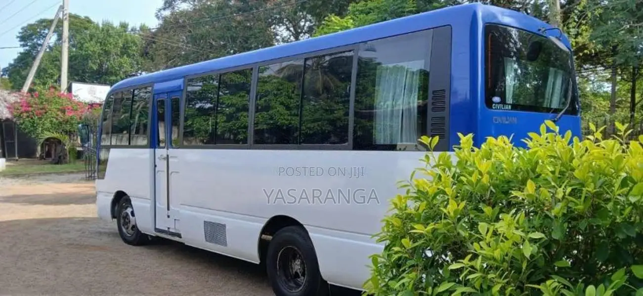 Nissan Civilian 2005 Bus (Used)