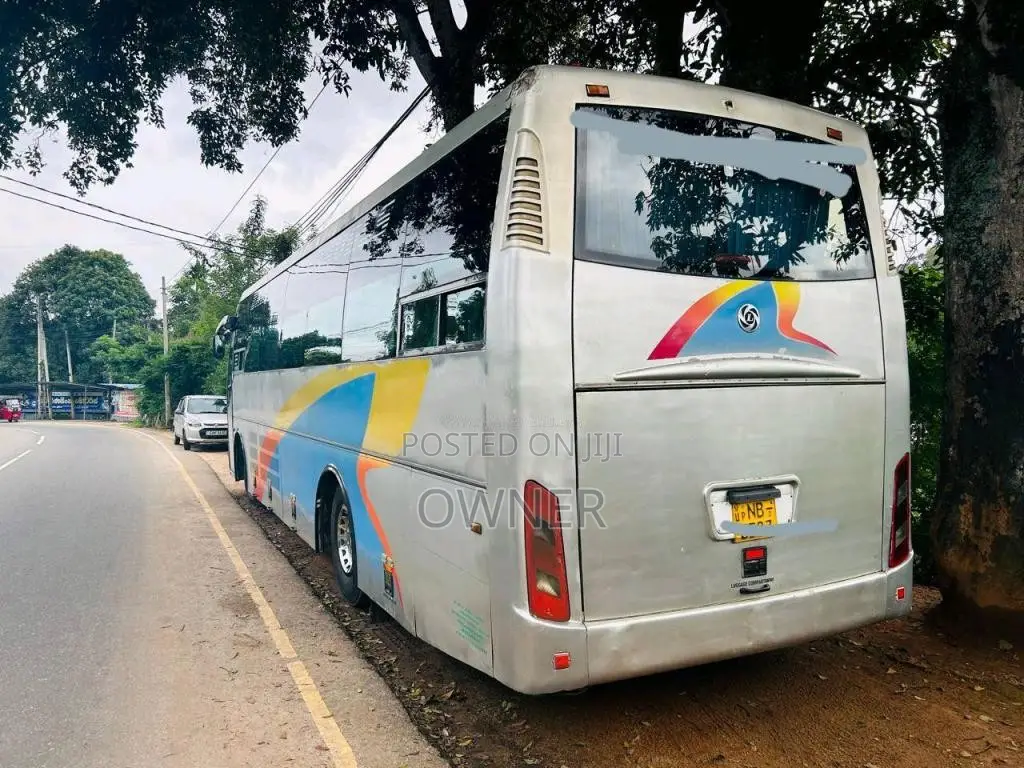 Ashok-Leyland Leyland 2012 Bus (Used)
