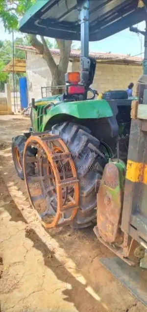 John-Deere 3036 2018 Tractor (Used)