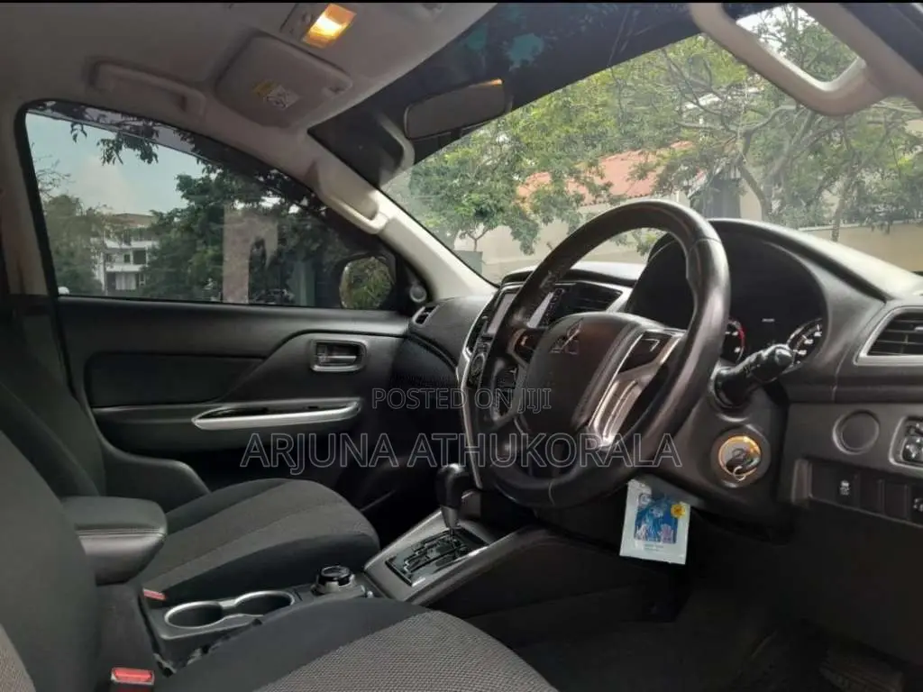 Mitsubishi L200 2020 Pickup (Used)