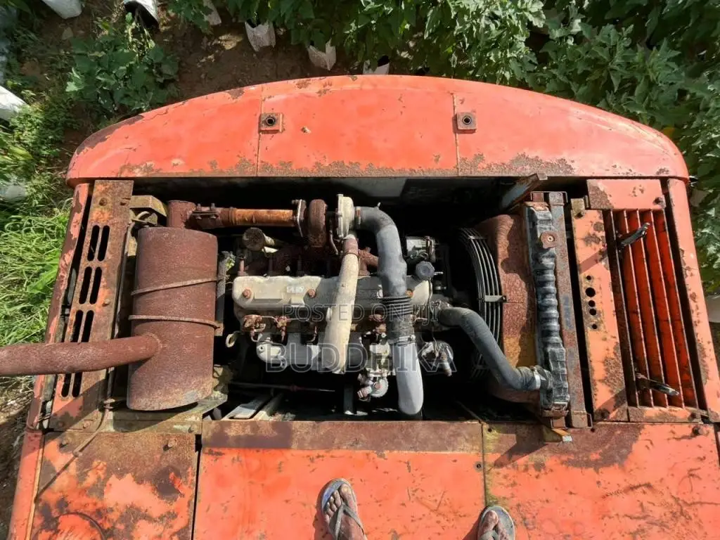 Hitachi EX 200 Landy 1999 Heavy-Duty (Used)