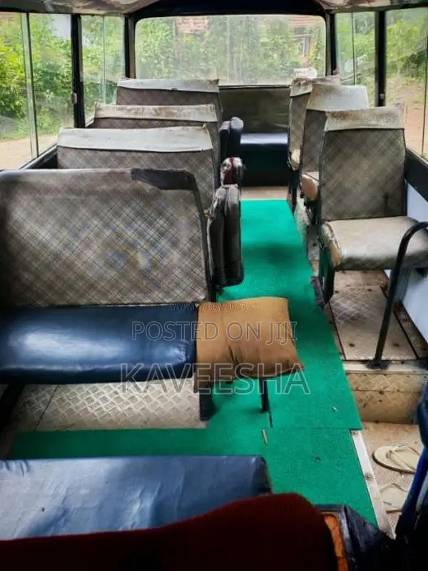 Mitsubishi Rosa 1988 Bus (Used)