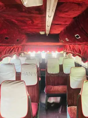 Isuzu Journey 1989 Bus (Used)