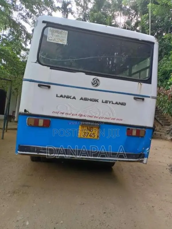 Ashok-Leyland Turbo 2011 Bus (Used)